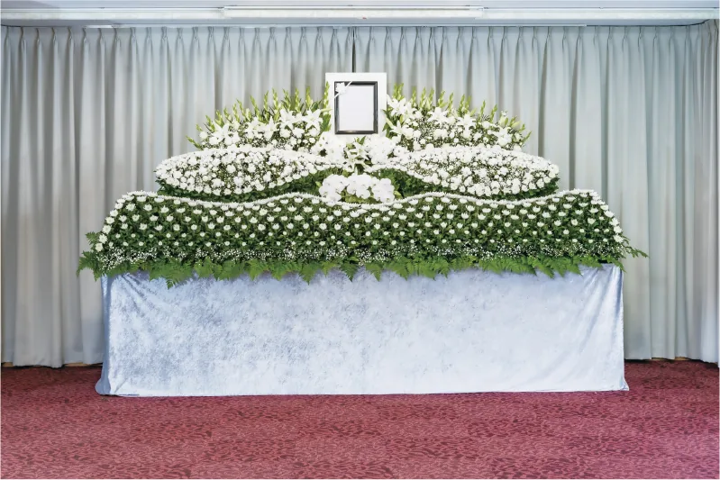 森の風ホール 府中でご用意した花祭壇の一例